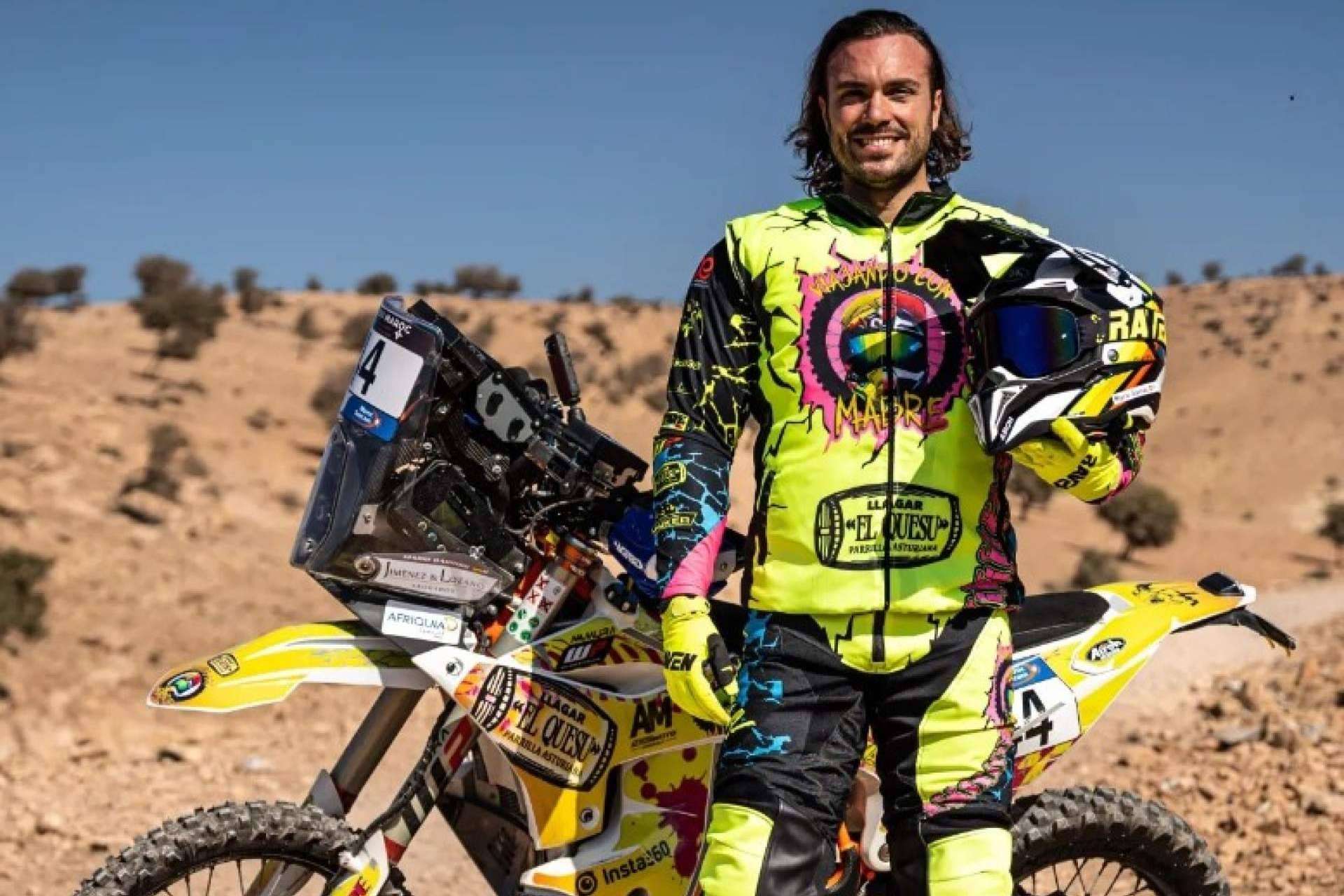 Personalización y durabilidad, las pegatinas para moto de ADHESIVOSEMBARRADOS marcan la diferencia