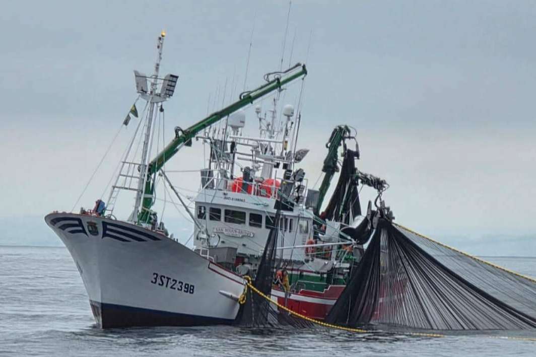 Turismo Marinero Cantabria presenta su web destacando al 'Buciero', su barco de experiencias