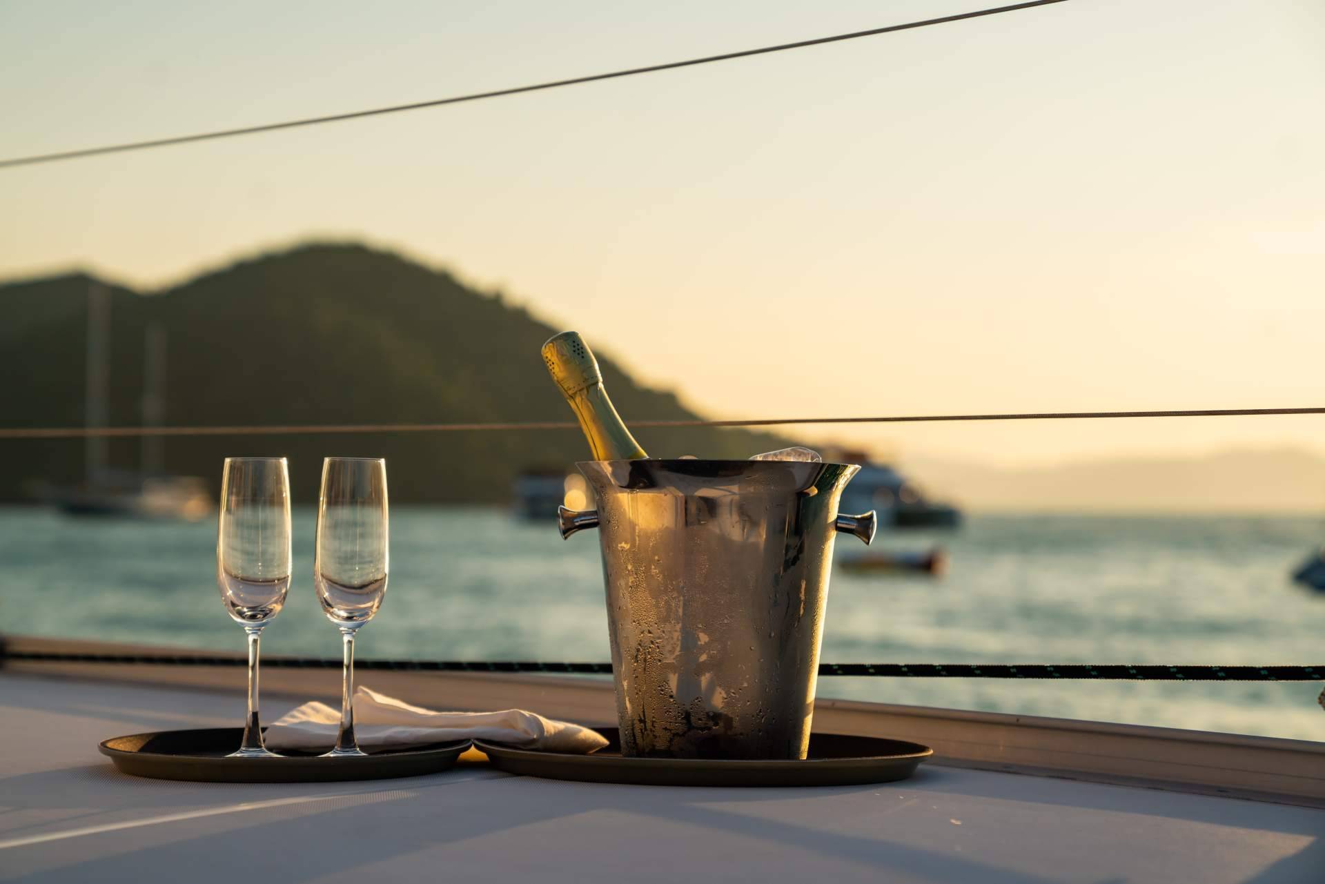 Naturelovers Wines presenta Ice Original Montesquius, el cava ideal para disfrutar en los días calurosos
