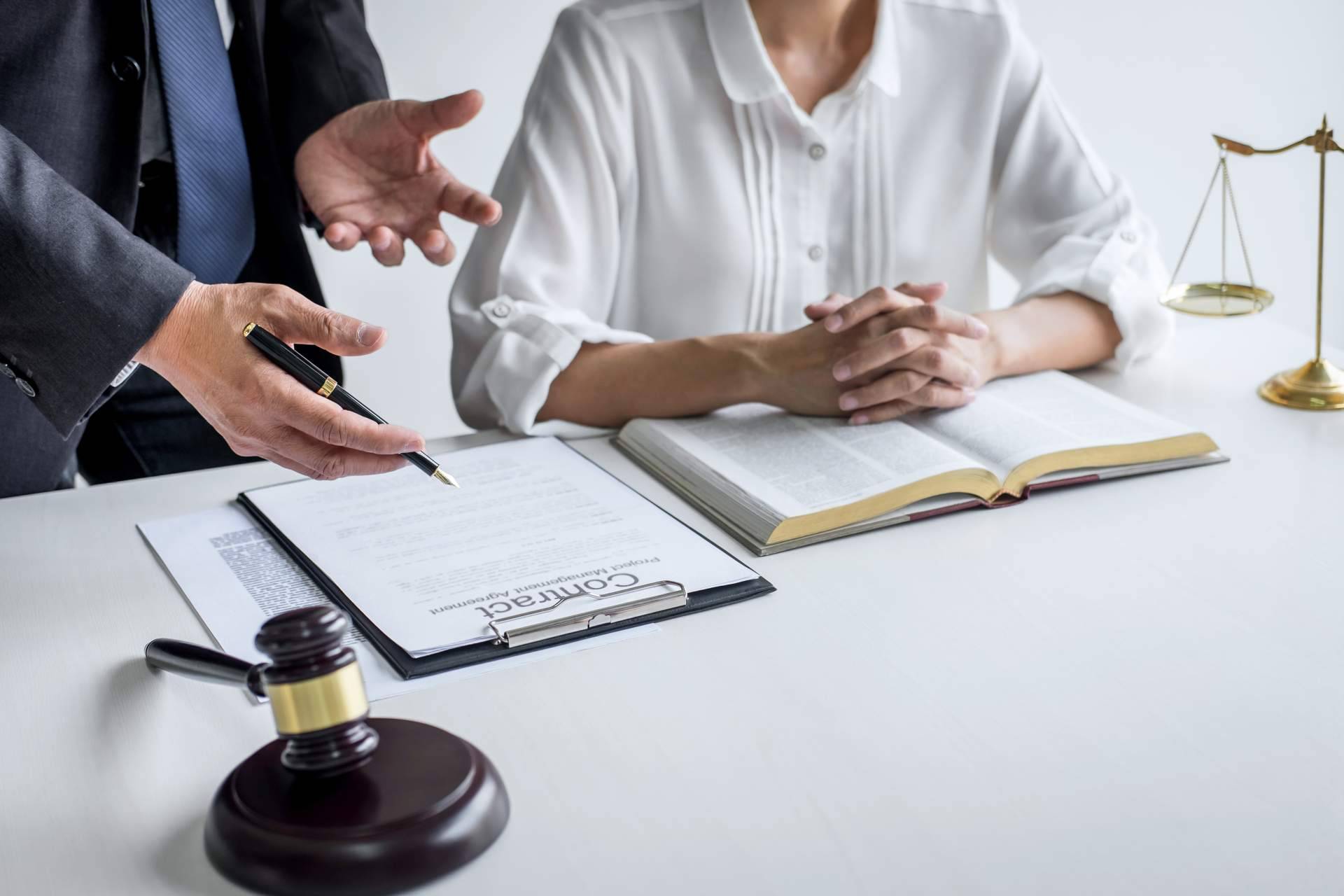 Català Reinón Abogados advierte sobre el fin de la Golden Visa en España desde sus oficinas en Barcelona y Madrid