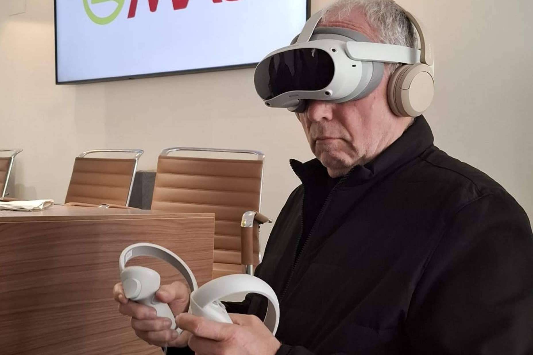 Música clásica y realidad virtual para mejorar el bienestar emocional de las personas mayores