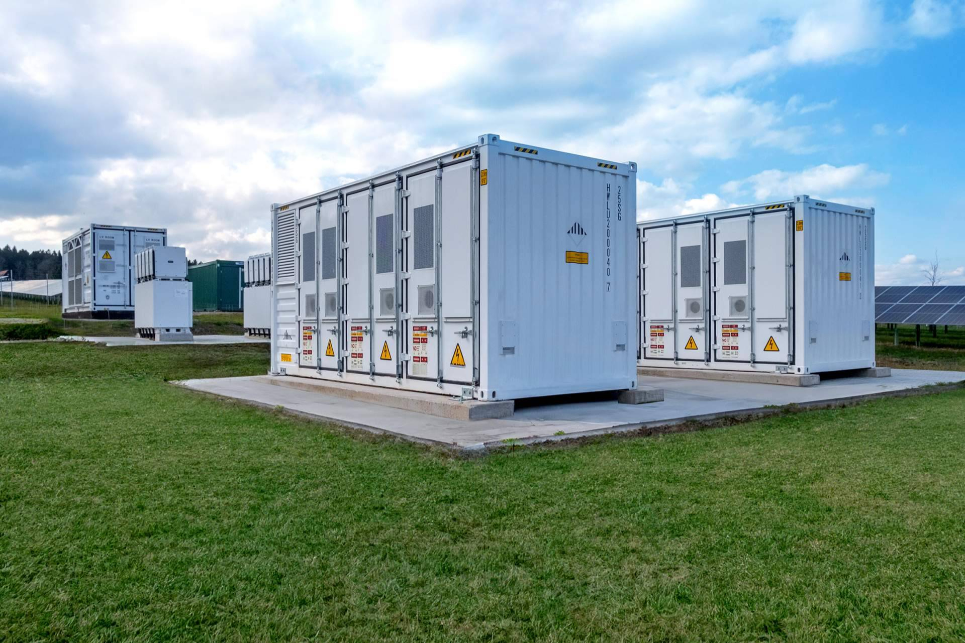 Gestión integral de O&M BESS España, BayWa r.e. refuerza su servicio para sistemas utility scale