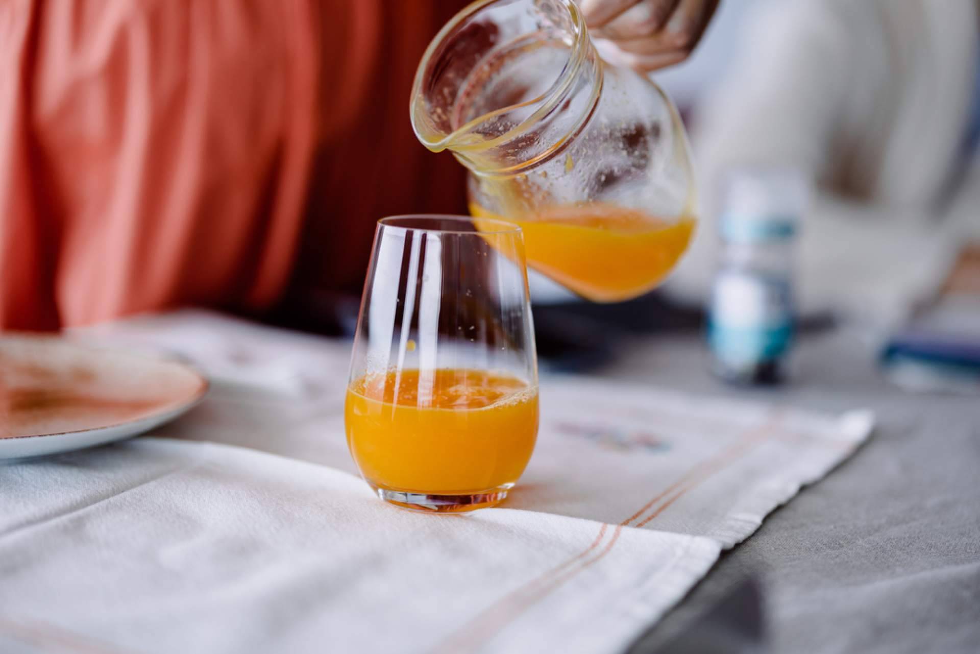 Zumo de naranja sin pasteurizar, la opción premium para bufetes hoteleros exigentes
