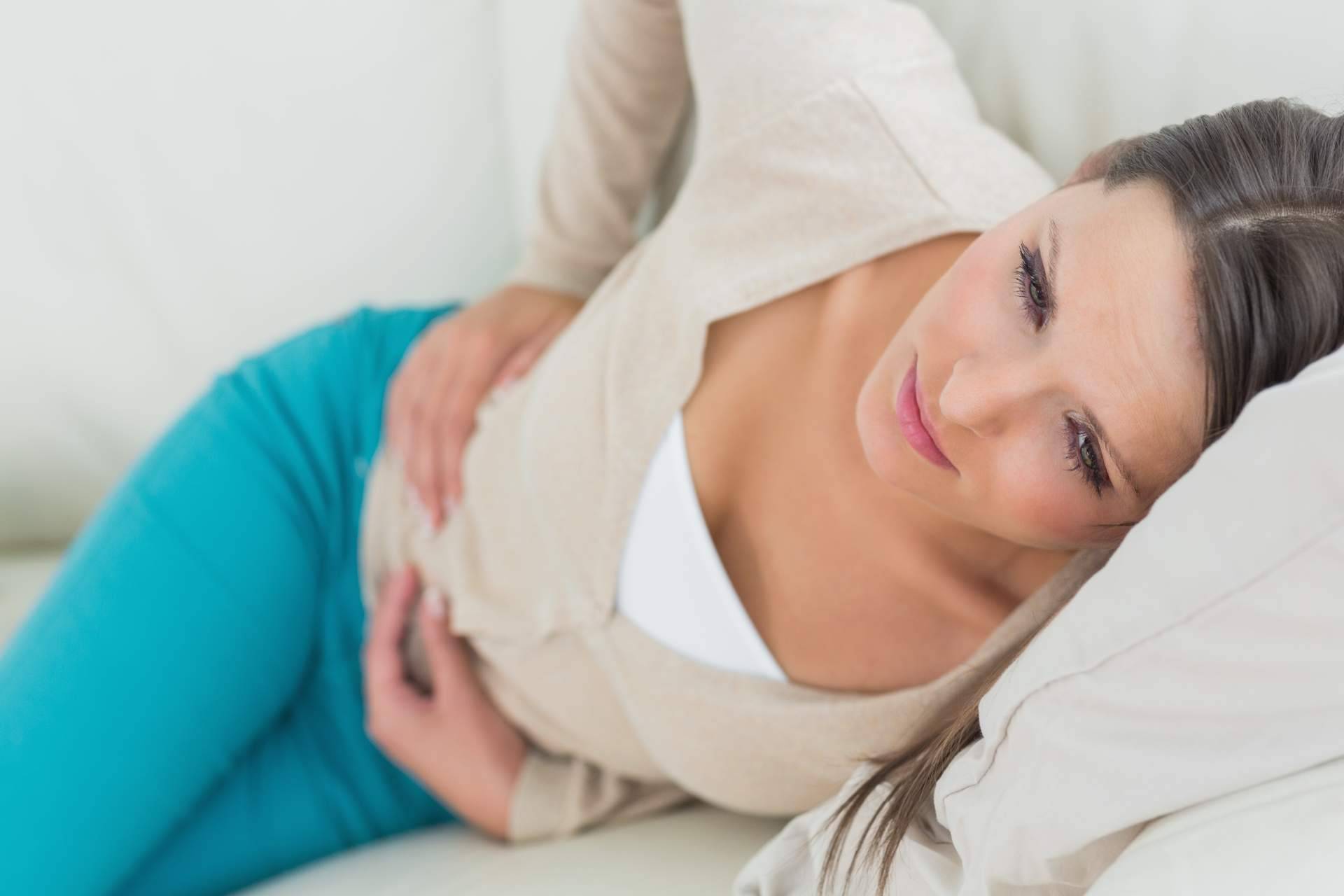 Soluciones tecnológicas de iXalud para el alivio del dolor crónico con andulación en pacientes con artrosis y fibromialgia