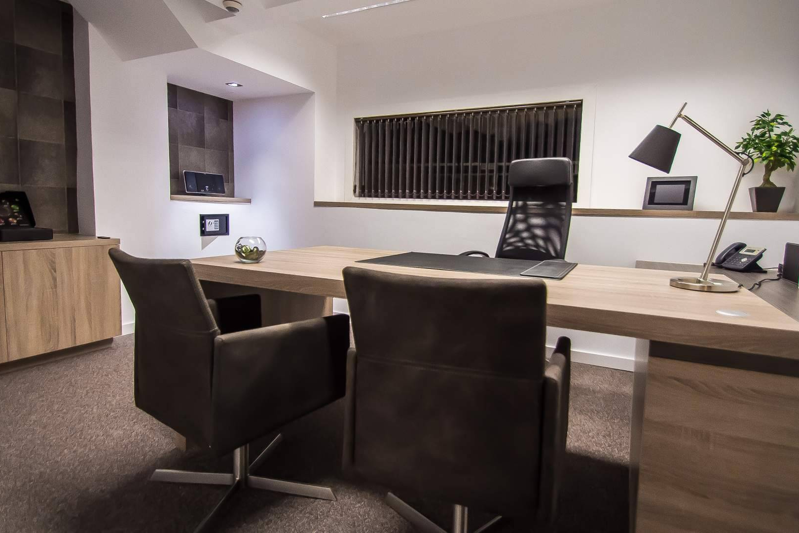 Disponibilidad de despachos individuales y hasta 4-5 puestos de trabajo en Comfort Business Barcelona