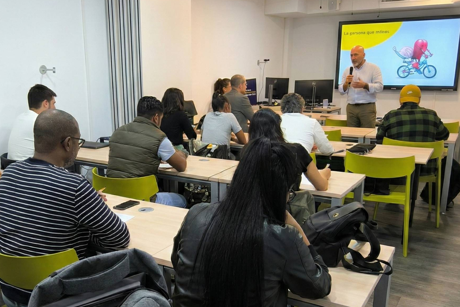 Aprender como propósito de año nuevo con formación que impulsa el desarrollo profesional