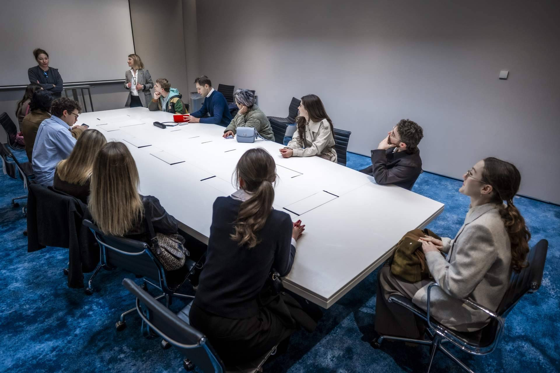 ESEI Business School transforma el aula en una incubadora para las Pymes