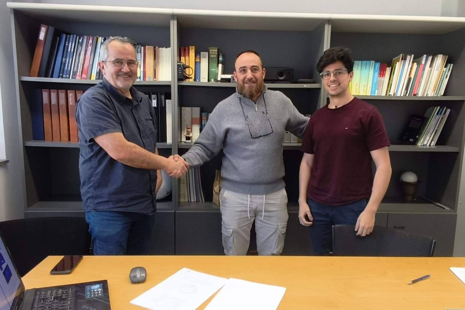 La primera bañera flotante del mundo termina su primer prototipo con la UPC